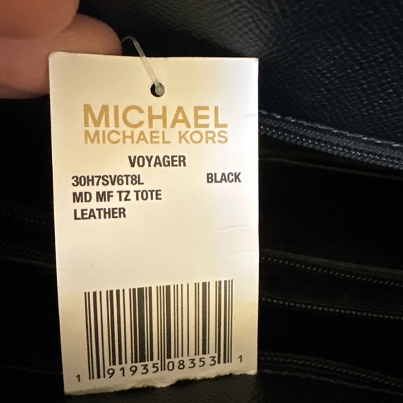 Michael Kors Handbag - Picture 1 of 2